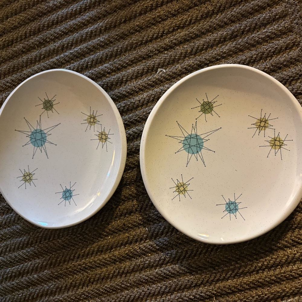 Vintage MCM Franciscan Starburst Dinnerware Set - Cream and Blue - Picture 15 of 16